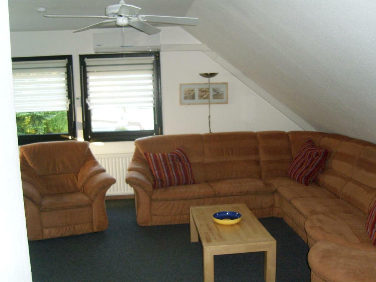 Ferienwohnung Ляйхлинген Экстерьер фото